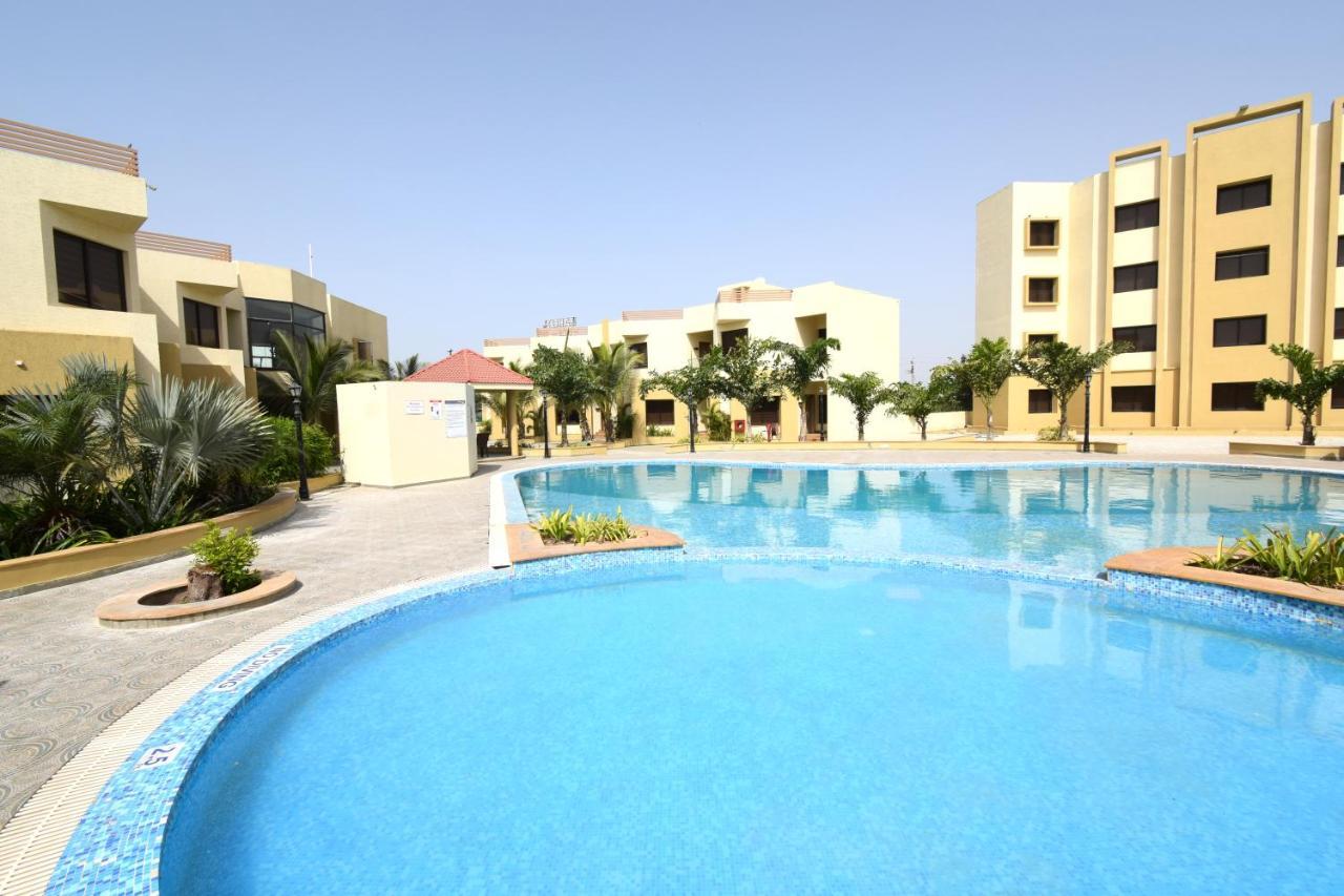 The Sky Imperial Bapu'S Resort Dwarka  Exterior photo